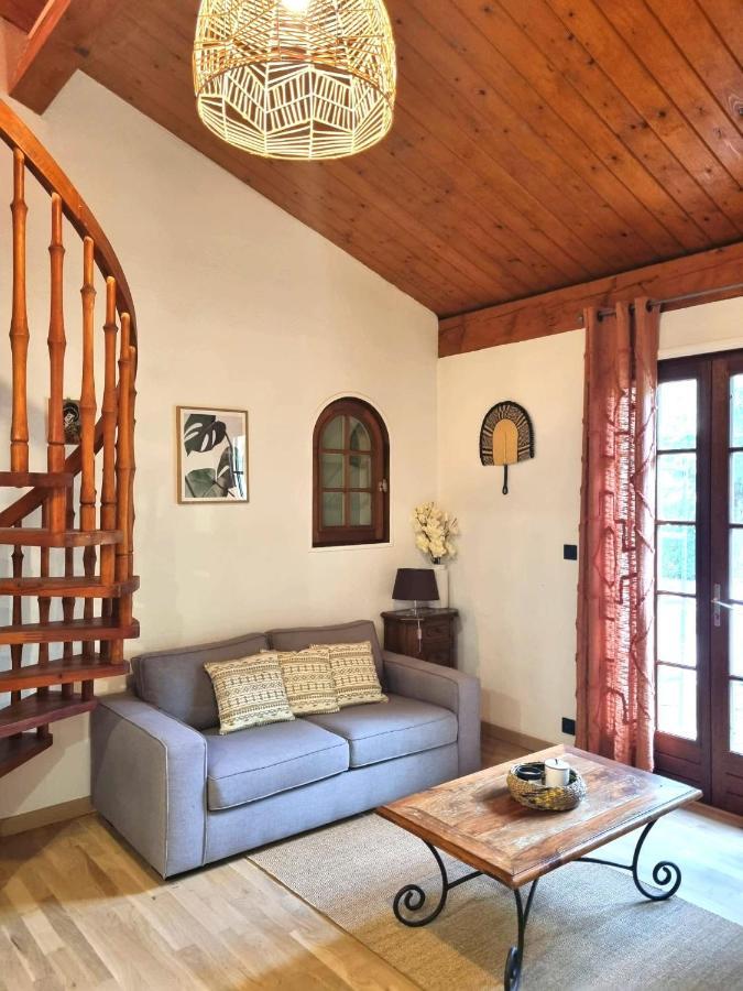 Le Chalet シャルボニエール・レ・バン エクステリア 写真