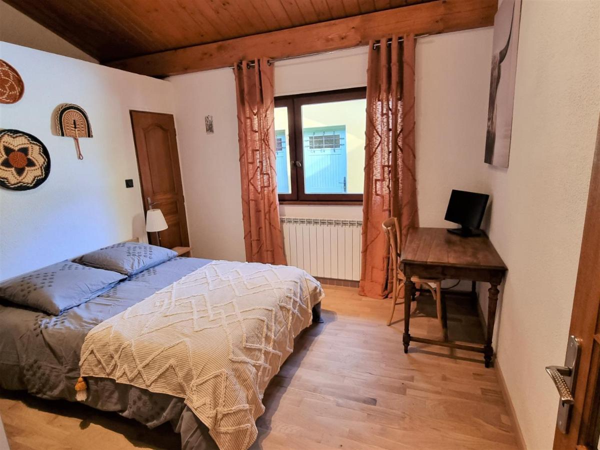 Le Chalet シャルボニエール・レ・バン エクステリア 写真